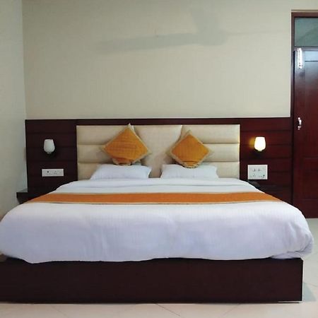Hotel Samrat Rajasthan Hanumāngarh Esterno foto