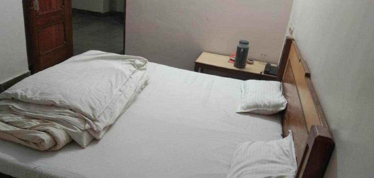 Hotel Samrat Rajasthan Hanumāngarh Esterno foto