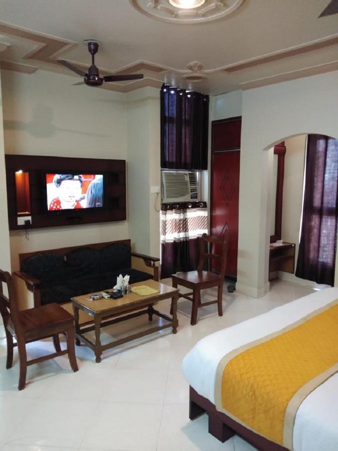 Hotel Samrat Rajasthan Hanumāngarh Esterno foto